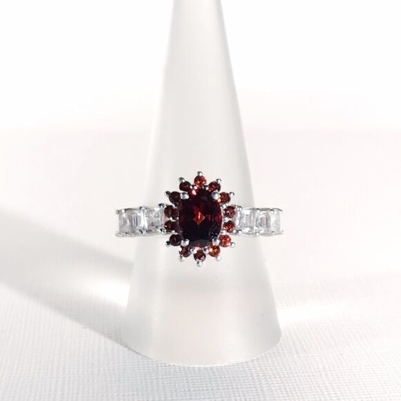 Mozambique Garnet White Zircon Ring SIZE 8 - Picture 3 of 12